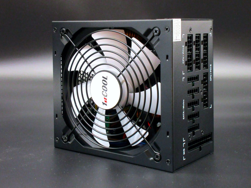 zdroj PC 1stCOOL - WHITE STORM 700 85+ 14cm fan, modulární kabeláž